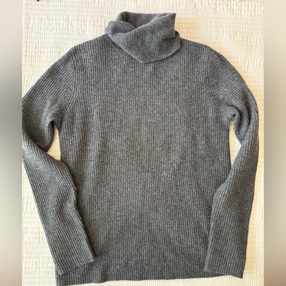 A.L.C Pippa turtleneck cashmere blend sweater size small - Picture 3 of 6
